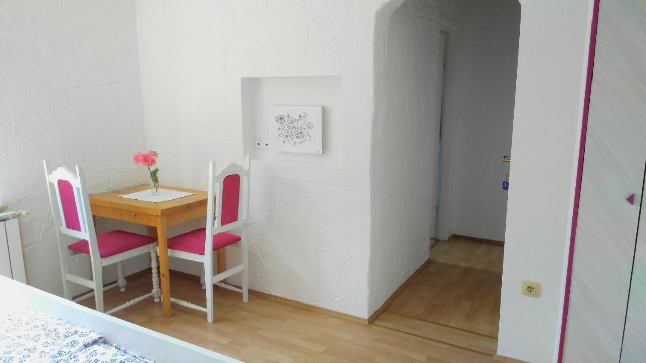 Guest House Kolic Dreznik Grad Exterior photo